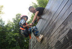 廣州黃埔軍旅夏令營培養(yǎng)青少年的自立自強精神