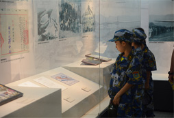 廣州黃埔軍旅夏令營讓孩子養(yǎng)成軍人般的行為習慣