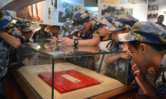 黃埔軍旅夏令營(yíng)是假期培養(yǎng)孩子的最佳場(chǎng)所