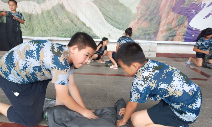 黃埔軍旅夏令營(yíng)青少年課程性價(jià)比高嗎？