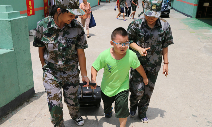 黃埔軍訓夏令營師資怎么樣？