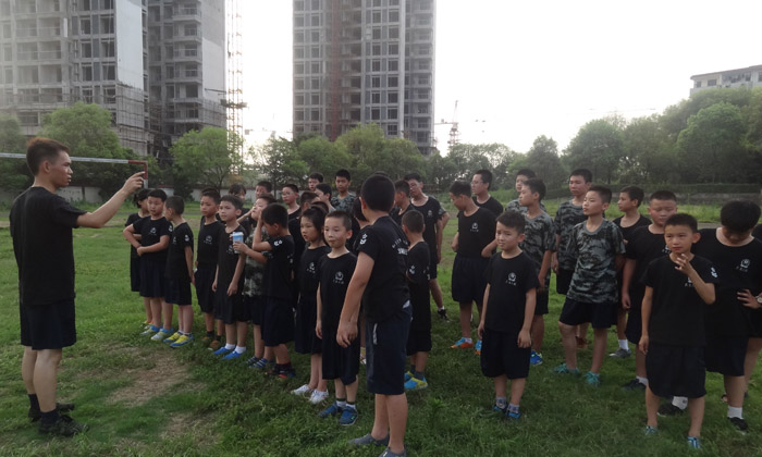 團(tuán)隊(duì)競技活動(dòng)