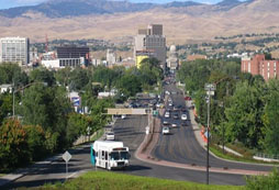 環(huán)球雅思美國夏令營介紹美國的交通