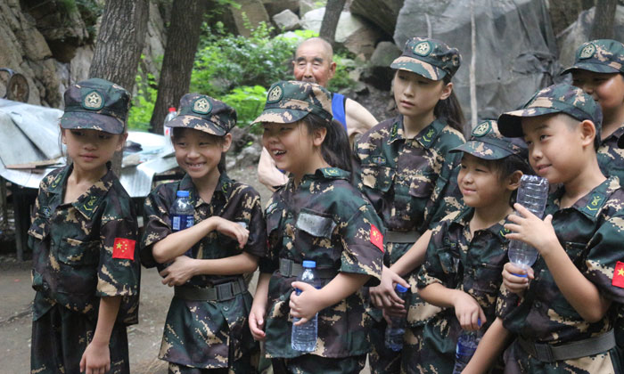 華北軍事夏令營價(jià)格一覽