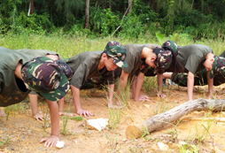  華東夏令營(yíng)帶你體驗(yàn)美洲豹軍事
