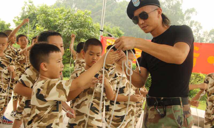 華南軍事夏令營(yíng)活動(dòng)的特點(diǎn)是什么？.jpg