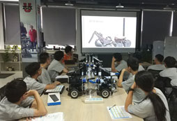 參加華南機(jī)器人夏令營可以培養(yǎng)孩子哪些能力？