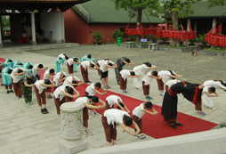  跟隨北京研學(xué)夏令營(yíng)，感受北京迷人的風(fēng)采