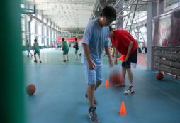參加華南籃球訓(xùn)練營需要攜帶哪些東西