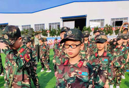 黃山軍事夏令營陪孩子度過一個(gè)難忘的假期！