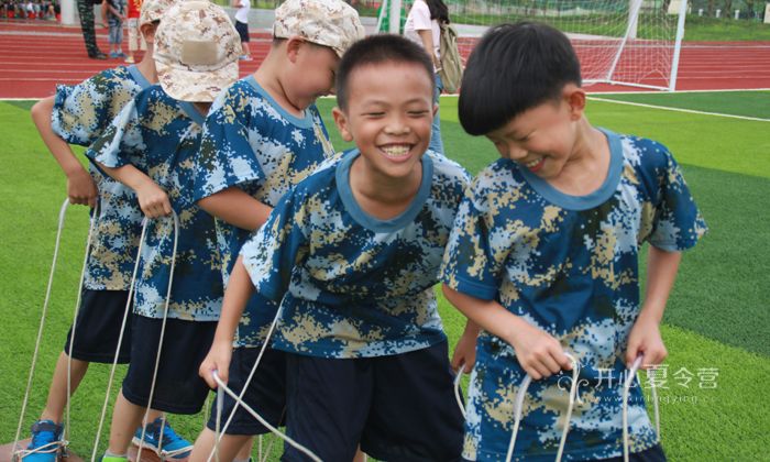 2018湖北軍事夏令營(yíng)