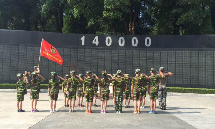 華中軍事夏令營(yíng)課程.jpg