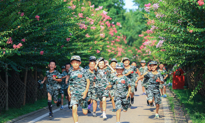 湖北軍事夏令營(yíng)推薦