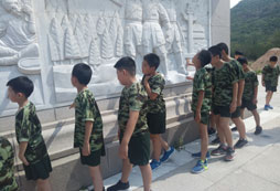 輝煌少年夏令營(yíng)讓孩子自立自強(qiáng)！