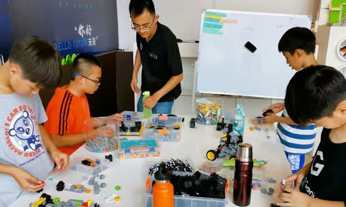 嘗試制作機(jī)器人