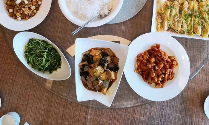 營養(yǎng)午餐