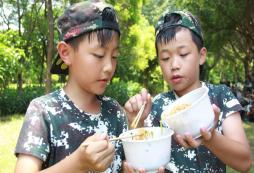 惠州軍事夏令營給孩子不一樣的“童”年