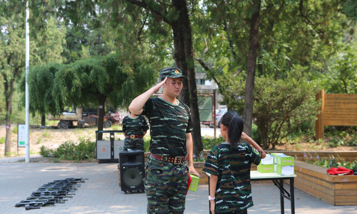 惠州少兒軍訓夏令營促進青少年健康快樂成長