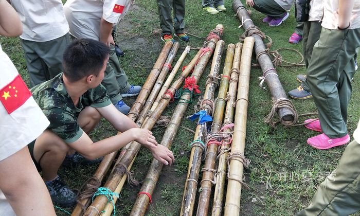 湖南軍事夏令營(yíng)