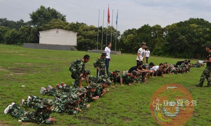 參加湖南軍事夏令營(yíng)讓孩子成長(zhǎng)得到更多的歷練