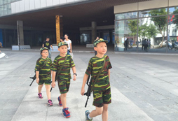 湖南軍事夏令營(yíng)活動(dòng)是孩子暑期最好的教育補(bǔ)充