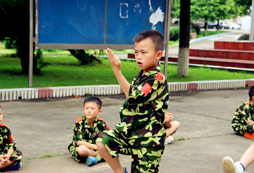 懷化小學(xué)生夏令營對孩子有什么好處？