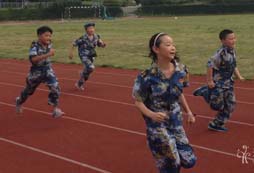 孩子能在湖南軍事夏令營(yíng)得到改變嗎