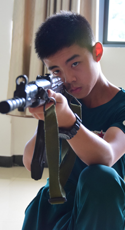 軍事打把訓(xùn)練