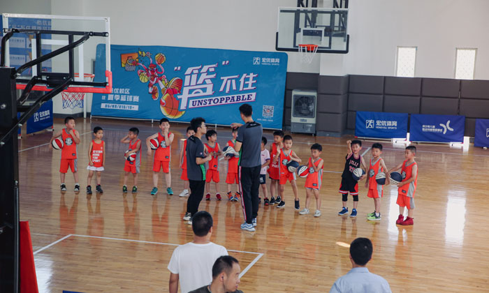 教練在說著什么