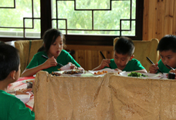 一起吃午餐