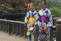 跟隨日本游學(xué)照片走進(jìn)日本文化
