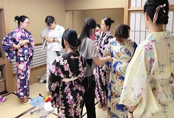 青少年參加的日本游學(xué)價格在什么范圍？