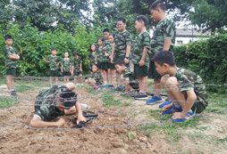 巨峰成長軍事夏令營給孩子一次獨立生活的空間