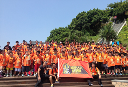 減肥達(dá)人夏令營(yíng)助孩子矯正不良身姿