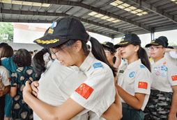 學(xué)員們依依不舍