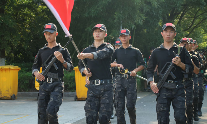 威武霸氣