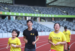 參加兒童減肥夏令營讓你徹底擺脫肥胖！