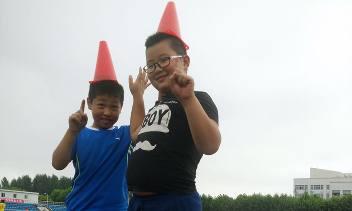 減肥夏令營(yíng)