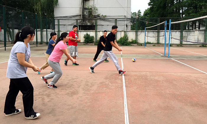 減肥夏令營(yíng)