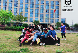 封閉式減肥夏令營(yíng)費(fèi)用是多少