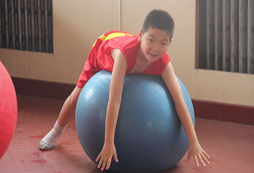 中學(xué)生適合什么樣的減肥夏令營課程