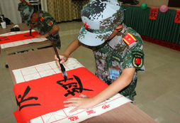 參加江蘇夏令營(yíng)給孩子多少零花錢合適？