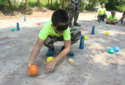 江蘇夏令營(yíng)幫助您的孩子變身小勇士