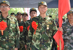 青少年參加江西拓展軍事夏令營的收獲