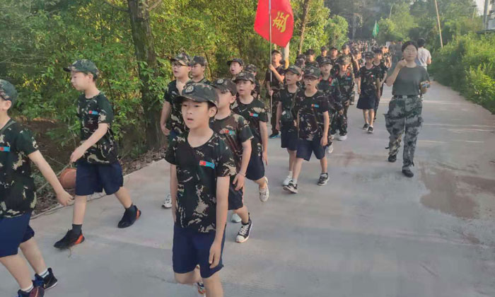 江西青少年軍訓(xùn)夏令營(yíng)哪家專業(yè)