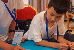 參加江西心智夏令營提高孩子語言表達能力