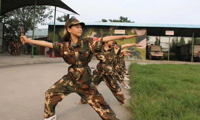 焦作軍事夏令營多少錢