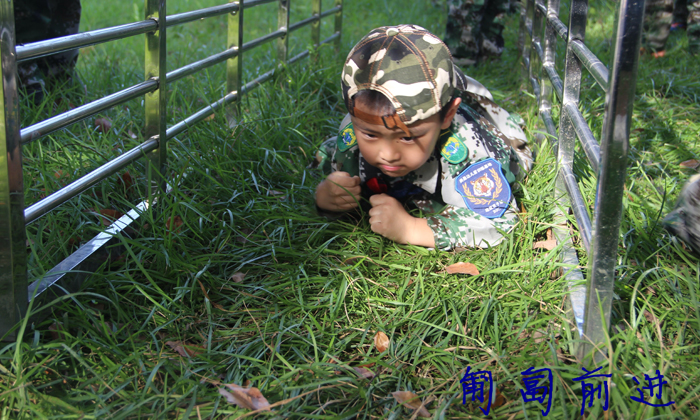 周末兒童軍事夏令營