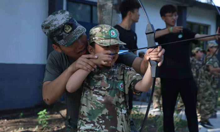 井岡山軍事夏令營.gif