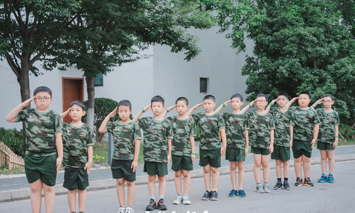 金華軍事夏令營給孩子帶來了哪些收獲？.gif